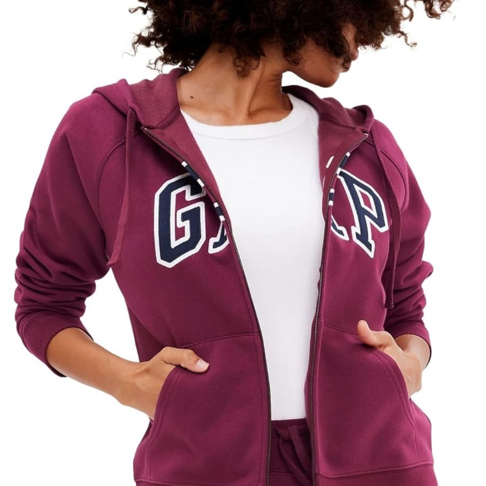 GAP Ruby Wine Full-Zip Hoodie – Women’s Large